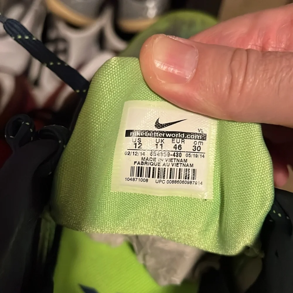 Nike Seahawk colors, football shoes great condition ready to go to that Seahawk - Picture 5 of 6